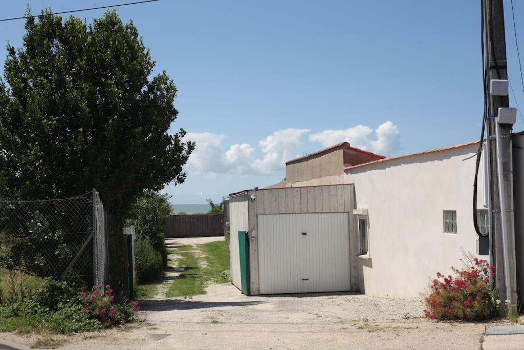 Maison La Rochelle Quatres Chambres Bord De Mer Exterior photo